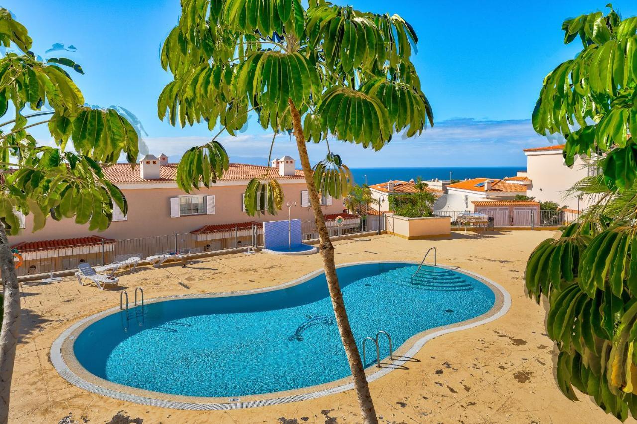 Modern Apartment With Large Terrasse, Bbq, Fast Wifi, 2 Pools Puerto de Santiago  Luaran gambar